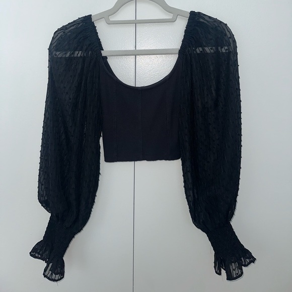 Urban Outfitters Black Puff Sleeve Smocked Crop Blouse - Picture 1 of 3